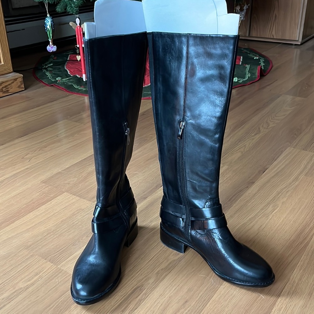 French connection black leather boots.